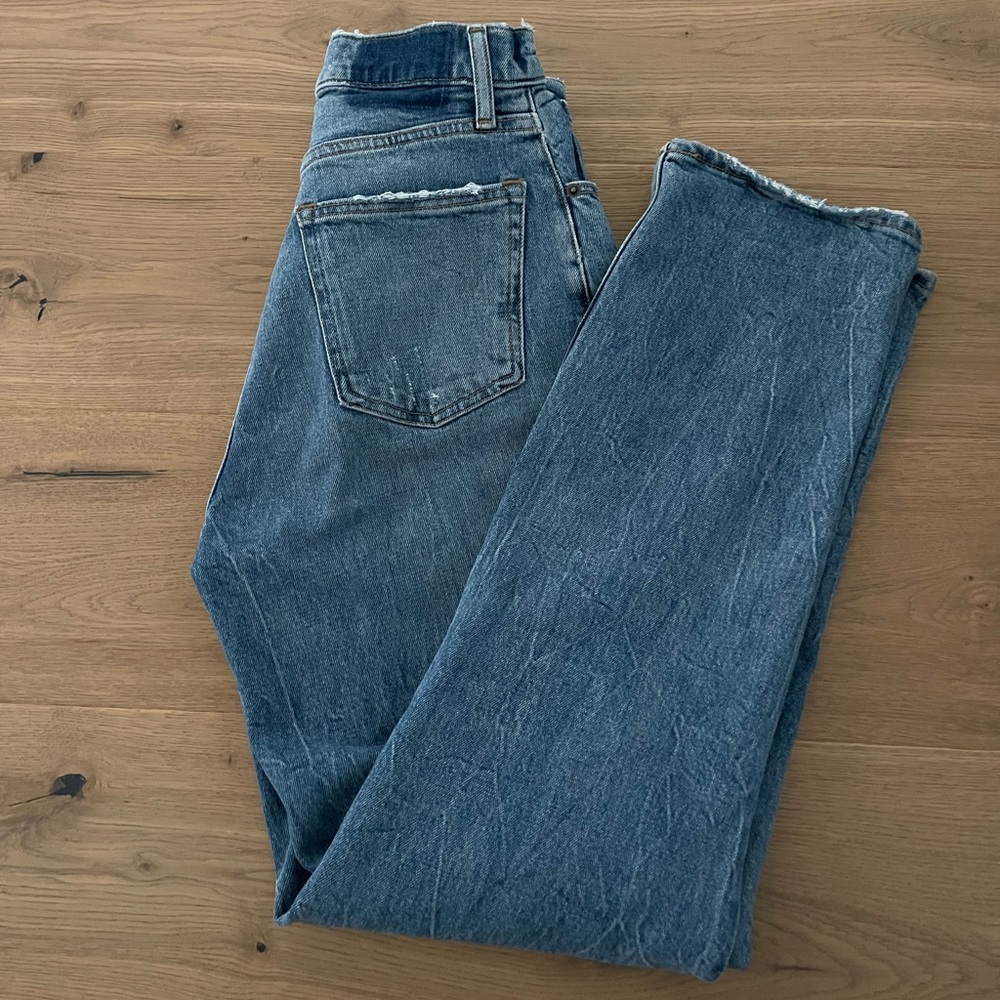 90s Straight Ultra High Rise Curve Love